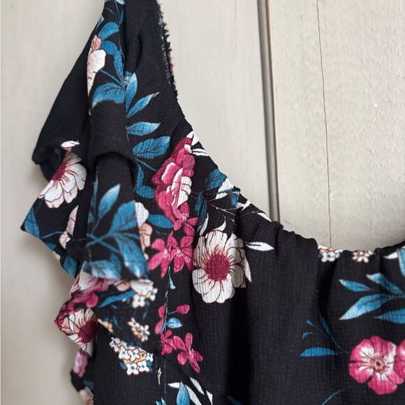 Off Shoulder Floral Ruffle Blouse L - Picture 7 of 8